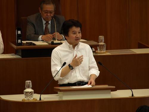 一般質問で登壇中2008.9.11