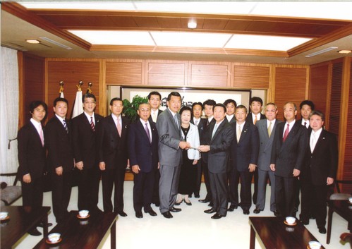 自民党市議団で市長へ要望2007.11.30