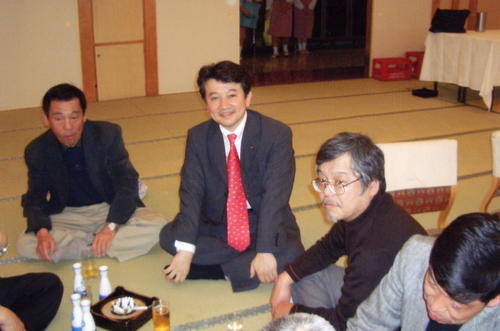 地域の皆さんと膝を交えて