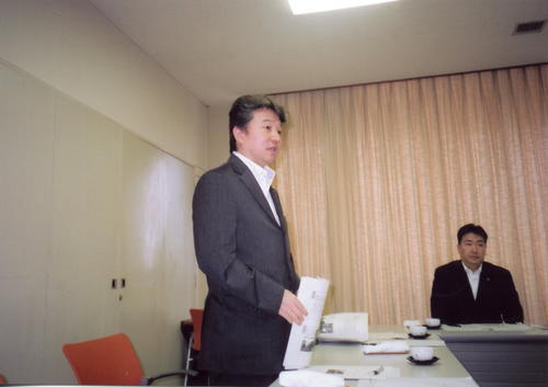 質問をしています