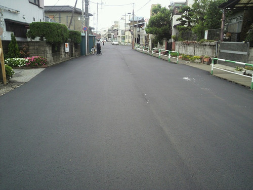 東本郷の公道を舗装